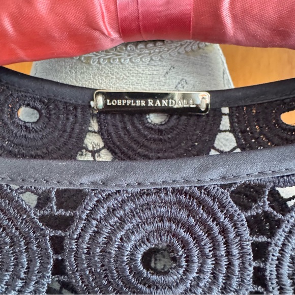 Loeffler Randall 100% silk black dresss lace collar decoration size 4 - Picture 8 of 13